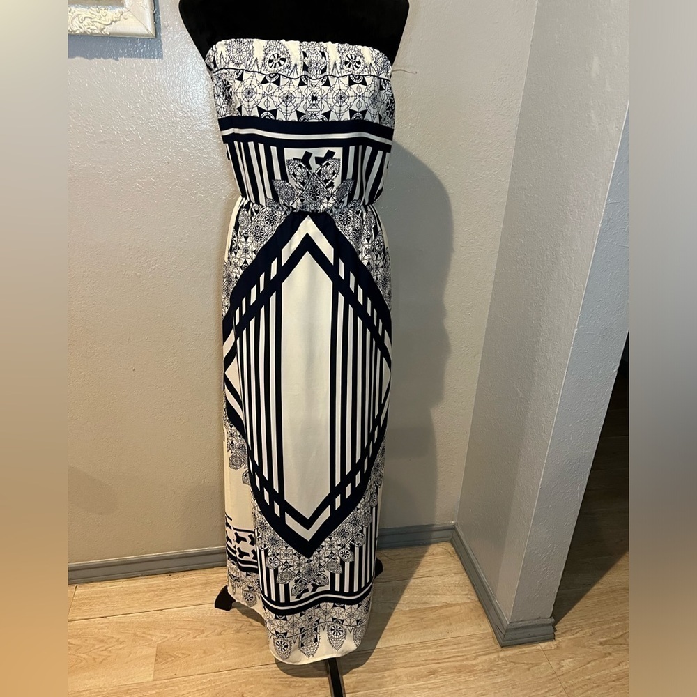 Dina be white and Navi blue maxi dress